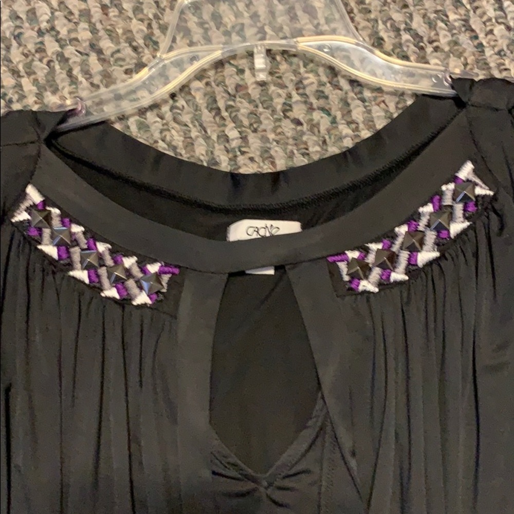 Cache top - Picture 2 of 5